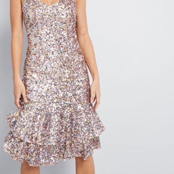 FABULOUS!!! Adrianna Papell Sequin Cocktail Dress - Picture 6 of 6